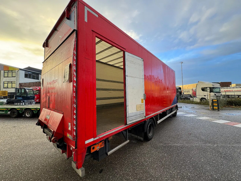 Renault D 14 4X2 EURO 6 3 SEATS TÜV TILL 10-2026 - Box truck: picture 5 Renault D 14 4X2 EURO 6 3 SEATS TÜV TILL 10-2026 - Box truck: picture 5