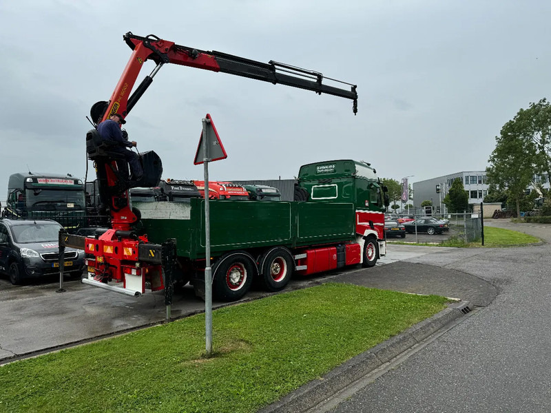 Dropside/ Flatbed truck, Crane truck Renault T HIGH 520 6X2 EURO 6 + PALFINGER PK16002 ROTOR FUNCTION: picture 6 Dropside/ Flatbed truck, Crane truck Renault T HIGH 520 6X2 EURO 6 + PALFINGER PK16002 ROTOR FUNCTION: picture 6