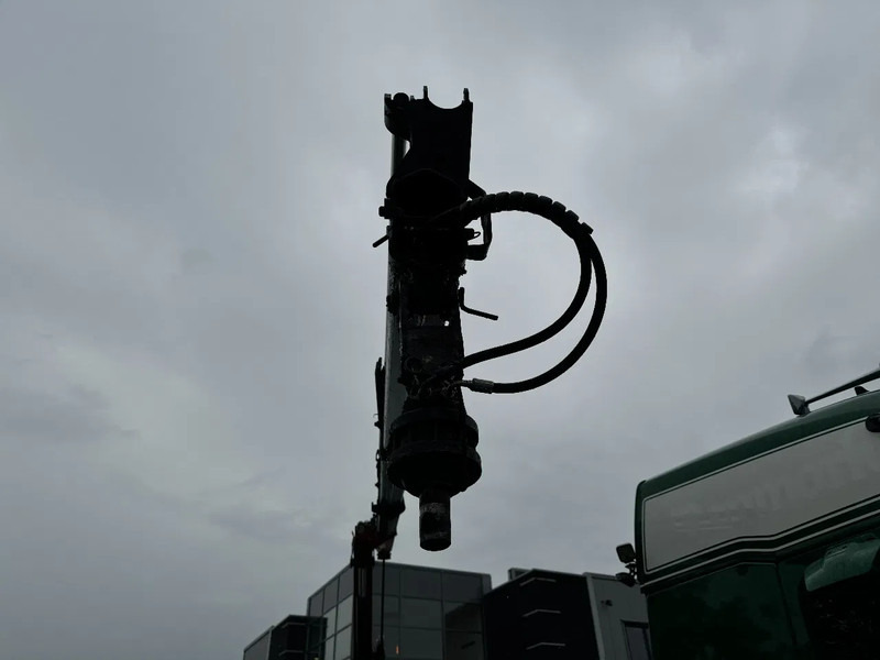 Dropside/ Flatbed truck, Crane truck Renault T HIGH 520 6X2 EURO 6 + PALFINGER PK16002 ROTOR FUNCTION: picture 10 Dropside/ Flatbed truck, Crane truck Renault T HIGH 520 6X2 EURO 6 + PALFINGER PK16002 ROTOR FUNCTION: picture 10