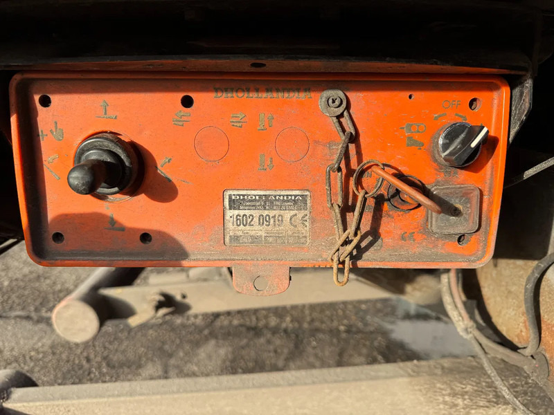 Leasing of Samro ST45FH THERMO KING SAF AXLES DISC BRAKES Samro ST45FH THERMO KING SAF AXLES DISC BRAKES: picture 12 Leasing of Samro ST45FH THERMO KING SAF AXLES DISC BRAKES Samro ST45FH THERMO KING SAF AXLES DISC BRAKES: picture 12