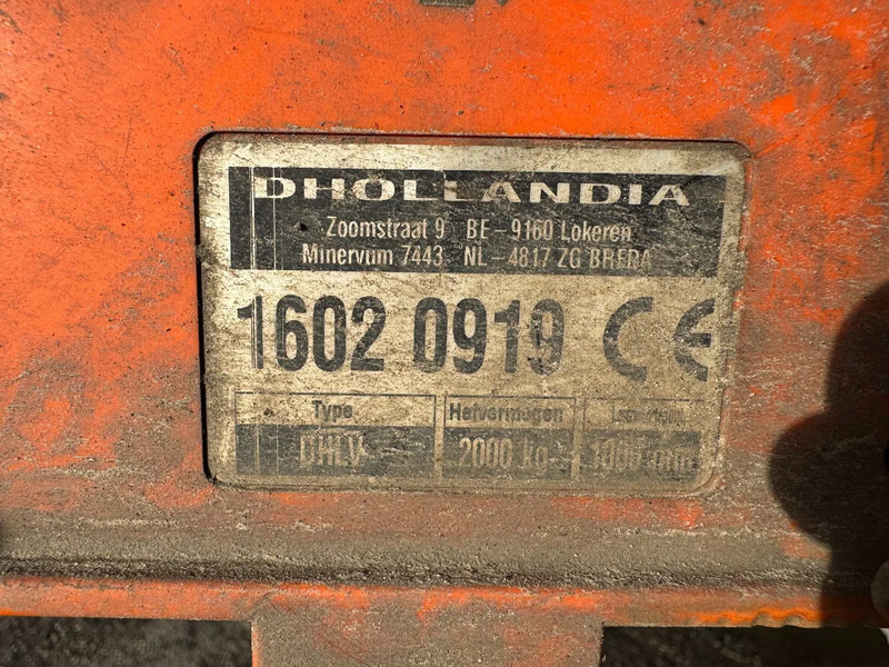 Leasing of Samro ST45FH THERMO KING SAF AXLES DISC BRAKES Samro ST45FH THERMO KING SAF AXLES DISC BRAKES: picture 13 Leasing of Samro ST45FH THERMO KING SAF AXLES DISC BRAKES Samro ST45FH THERMO KING SAF AXLES DISC BRAKES: picture 13