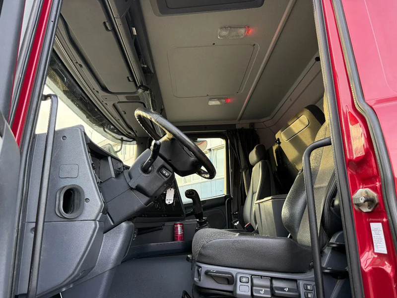 Leasing of Scania G370 4X4 EURO 6 + 3-SIDE TIPPER + PALFINGER PK9002 + REMOTE Scania G370 4X4 EURO 6 + 3-SIDE TIPPER + PALFINGER PK9002 + REMOTE: picture 19 Leasing of Scania G370 4X4 EURO 6 + 3-SIDE TIPPER + PALFINGER PK9002 + REMOTE Scania G370 4X4 EURO 6 + 3-SIDE TIPPER + PALFINGER PK9002 + REMOTE: picture 19