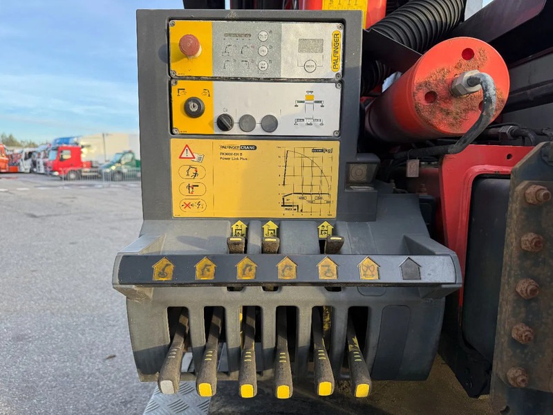 Leasing of Scania G370 4X4 EURO 6 + 3-SIDE TIPPER + PALFINGER PK9002 + REMOTE Scania G370 4X4 EURO 6 + 3-SIDE TIPPER + PALFINGER PK9002 + REMOTE: picture 6 Leasing of Scania G370 4X4 EURO 6 + 3-SIDE TIPPER + PALFINGER PK9002 + REMOTE Scania G370 4X4 EURO 6 + 3-SIDE TIPPER + PALFINGER PK9002 + REMOTE: picture 6