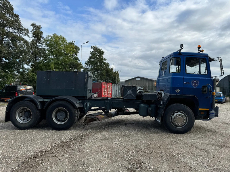 Scania LB141 V8 6X2 HUB REDUCTION - FULL STEEL SUSP. - MANUAL GEAR - Cab chassis truck: picture 4 Scania LB141 V8 6X2 HUB REDUCTION - FULL STEEL SUSP. - MANUAL GEAR - Cab chassis truck: picture 4