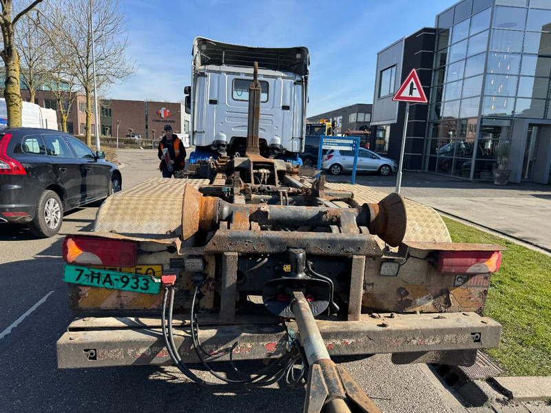 Scania R400 6X2 - EURO 5 + MULTILIFT HOOK + LIFTING AXLE - Hook lift truck: picture 5 Scania R400 6X2 - EURO 5 + MULTILIFT HOOK + LIFTING AXLE - Hook lift truck: picture 5