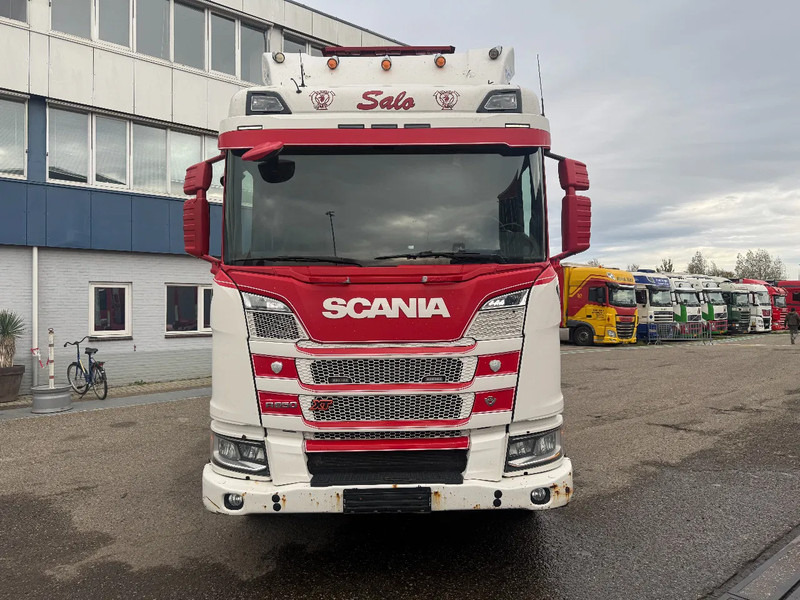 Scania R650 V8 NGS XT 8X4 EURO 6 - Dropside/ Flatbed truck: picture 2 Scania R650 V8 NGS XT 8X4 EURO 6 - Dropside/ Flatbed truck: picture 2
