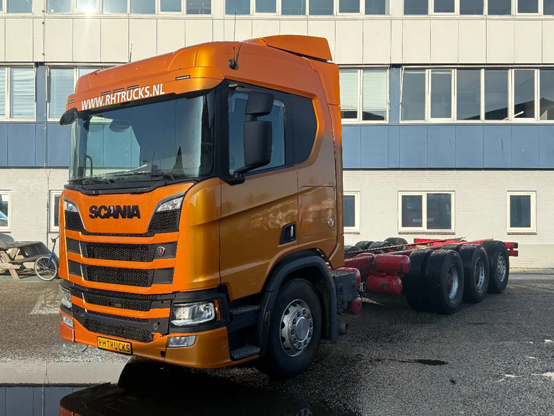 Scania R730 V8 NGS 8X4 EURO 6 + RETARDER - BIG AXLES - Cab chassis truck: picture 1 Scania R730 V8 NGS 8X4 EURO 6 + RETARDER - BIG AXLES - Cab chassis truck: picture 1