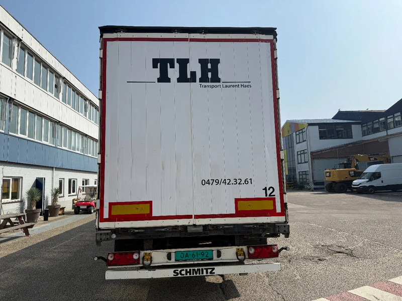 Schmitz Cargobull 3 AXLE + COIL - DISC BRAKES + SLIDING ROOF - Curtainsider semi-trailer: picture 4 Schmitz Cargobull 3 AXLE + COIL - DISC BRAKES + SLIDING ROOF - Curtainsider semi-trailer: picture 4