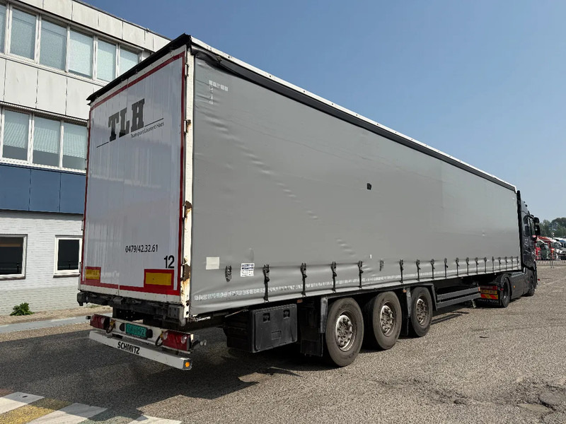 Schmitz Cargobull 3 AXLE + COIL - DISC BRAKES + SLIDING ROOF - Curtainsider semi-trailer: picture 3 Schmitz Cargobull 3 AXLE + COIL - DISC BRAKES + SLIDING ROOF - Curtainsider semi-trailer: picture 3