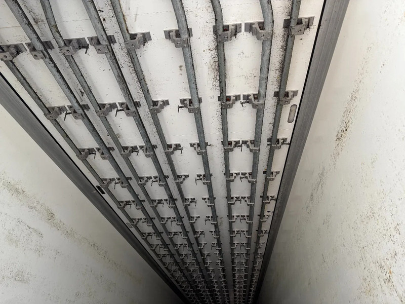 Schmitz Cargobull SCB S3B, MEAT RAILS, FLEISCH HAKEN HANGWERK! SCHMITZ TKM 2019 D/E - Refrigerator semi-trailer: picture 5 Schmitz Cargobull SCB S3B, MEAT RAILS, FLEISCH HAKEN HANGWERK! SCHMITZ TKM 2019 D/E - Refrigerator semi-trailer: picture 5