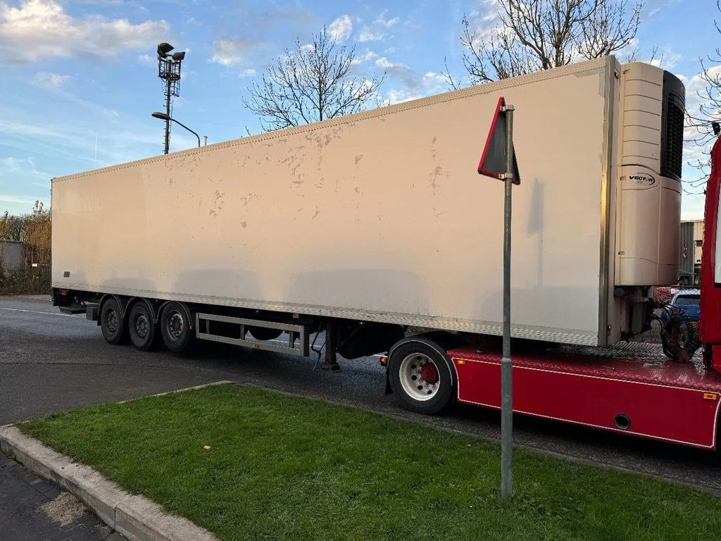 TECNOKAR CARRIER VECTOR 1550 3X SAF AXLE - Refrigerator semi-trailer: picture 5 TECNOKAR CARRIER VECTOR 1550 3X SAF AXLE - Refrigerator semi-trailer: picture 5