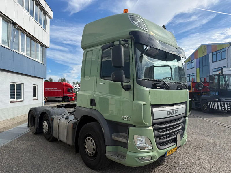 DAF CF 440 CF440 6X2 MET HYDROLIEK SYSTEEM - Tractor unit: picture 2 DAF CF 440 CF440 6X2 MET HYDROLIEK SYSTEEM - Tractor unit: picture 2