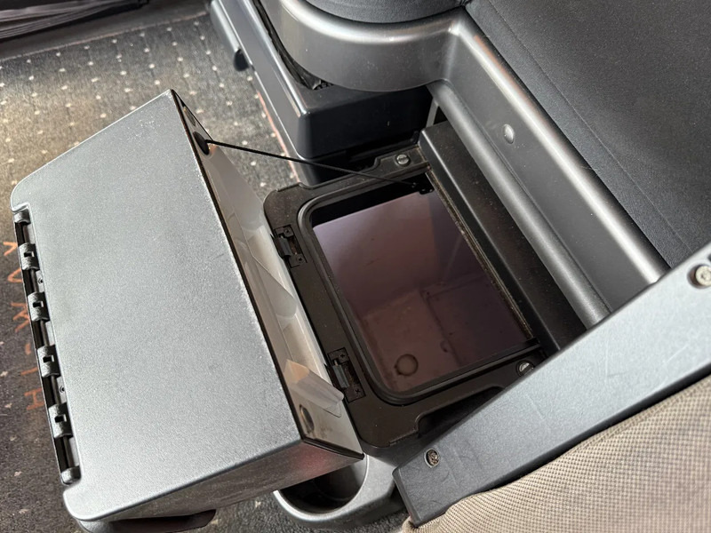 Tractor unit Iveco Stralis 500 6X2 + RETARDER + STEERING AXLE: picture 20 Tractor unit Iveco Stralis 500 6X2 + RETARDER + STEERING AXLE: picture 20