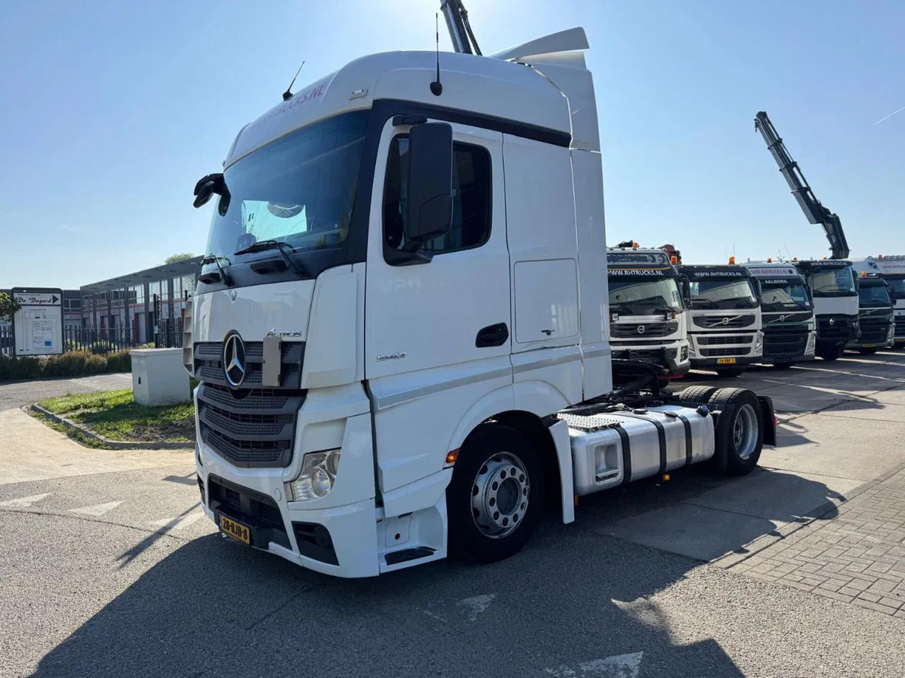 Mercedes-Benz Actros 1842 4X2 - EURO 6 + HEFSCHOTEL + ROCKINGE - Tractor unit: picture 1 Mercedes-Benz Actros 1842 4X2 - EURO 6 + HEFSCHOTEL + ROCKINGE - Tractor unit: picture 1