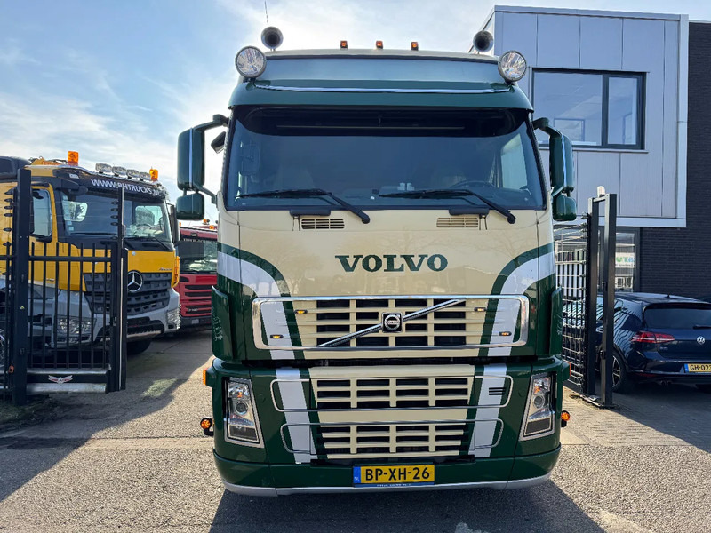 Volvo FH 16.550 4X2 - EURO 3 + FULL SPOILER + MANUAL GEAR - Tractor unit: picture 2 Volvo FH 16.550 4X2 - EURO 3 + FULL SPOILER + MANUAL GEAR - Tractor unit: picture 2