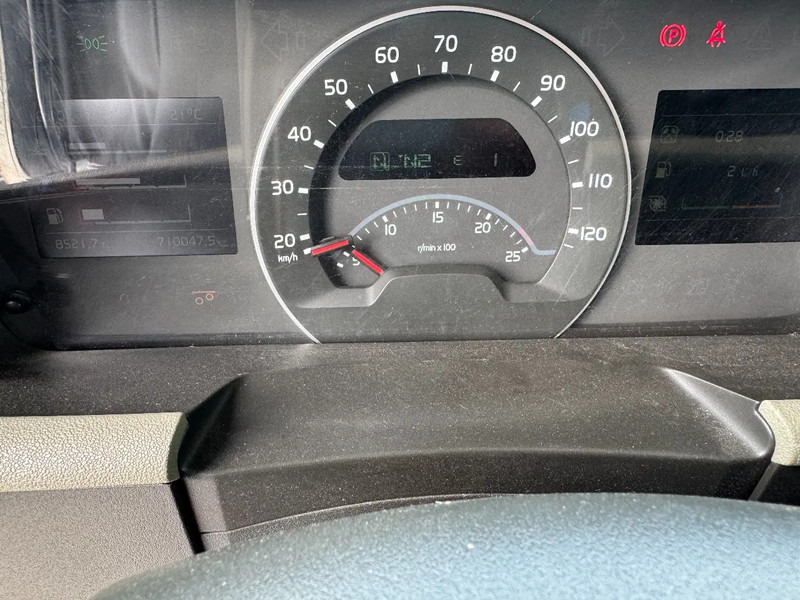 Tractor unit Volvo FH 460 6X2 PALFINGER 2300 + REMOTE CONTROL: picture 15 Tractor unit Volvo FH 460 6X2 PALFINGER 2300 + REMOTE CONTROL: picture 15