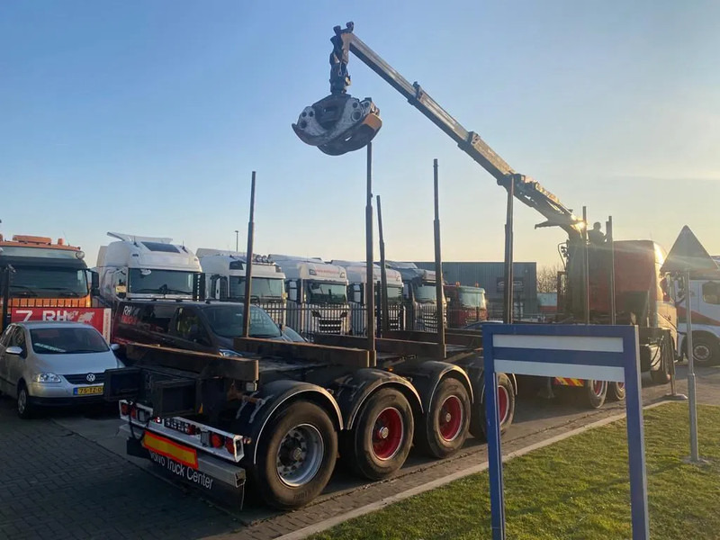 Volvo FH 540 6X4 EURO 6 + EPSILON S260Z96 + TRAILER 4 AXLE DOLL - Tractor unit: picture 4 Volvo FH 540 6X4 EURO 6 + EPSILON S260Z96 + TRAILER 4 AXLE DOLL - Tractor unit: picture 4