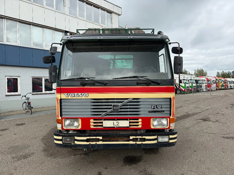 Volvo FL 12.420 6X2 MANUAL GEAR / FULL STEEL SUSP. / 10 TYRES / HUB REDUCT. + CABLELIFT TIPPER + CONTAINER FLATBED - Cable system truck: picture 2 Volvo FL 12.420 6X2 MANUAL GEAR / FULL STEEL SUSP. / 10 TYRES / HUB REDUCT. + CABLELIFT TIPPER + CONTAINER FLATBED - Cable system truck: picture 2