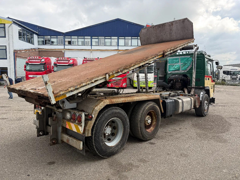 Volvo FL 12.420 6X2 MANUAL GEAR / FULL STEEL SUSP. / 10 TYRES / HUB REDUCT. + CABLELIFT TIPPER + CONTAINER FLATBED - Cable system truck: picture 4 Volvo FL 12.420 6X2 MANUAL GEAR / FULL STEEL SUSP. / 10 TYRES / HUB REDUCT. + CABLELIFT TIPPER + CONTAINER FLATBED - Cable system truck: picture 4
