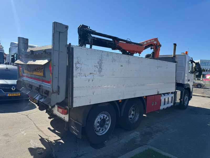 Tipper, Crane truck Volvo FM 330 6X2 - EURO 5 + ATLAS 126.3E A2 + REMOTE + LIFT/STEERING AXLE: picture 12 Tipper, Crane truck Volvo FM 330 6X2 - EURO 5 + ATLAS 126.3E A2 + REMOTE + LIFT/STEERING AXLE: picture 12