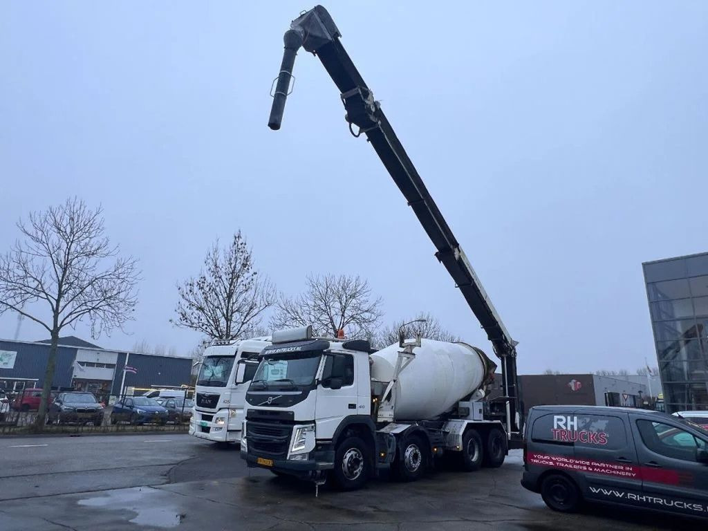 Volvo FM 410 8X4 MIXER 9m3 + LIEBHERR CONVEYOR BELT - Concrete mixer truck: picture 2 Volvo FM 410 8X4 MIXER 9m3 + LIEBHERR CONVEYOR BELT - Concrete mixer truck: picture 2