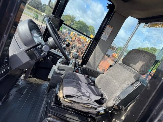 Wheel loader CAT 924 G: picture 16 Wheel loader CAT 924 G: picture 16