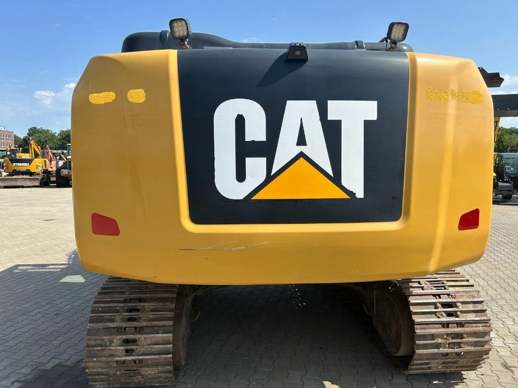 Crawler excavator CATERPILLAR 320 EL: picture 15