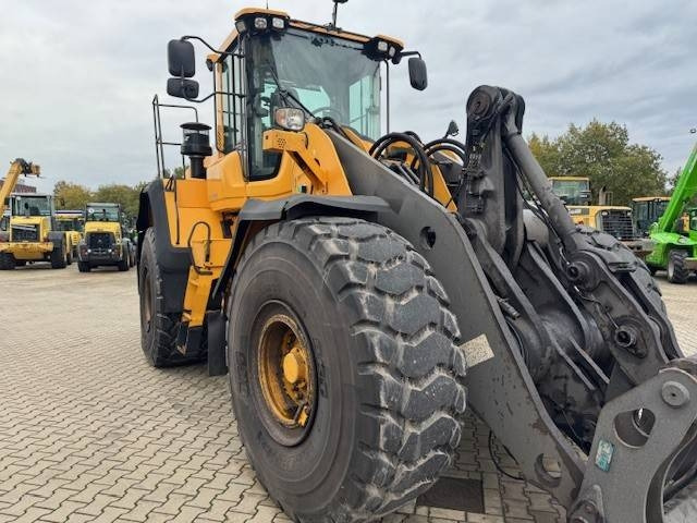 Volvo L 180 H - Wheel loader: picture 1 Volvo L 180 H - Wheel loader: picture 1