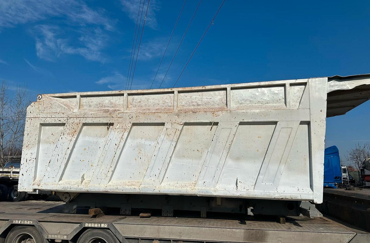 Cassone ribaltabile per tre assi - Tipper body: picture 1 Cassone ribaltabile per tre assi - Tipper body: picture 1