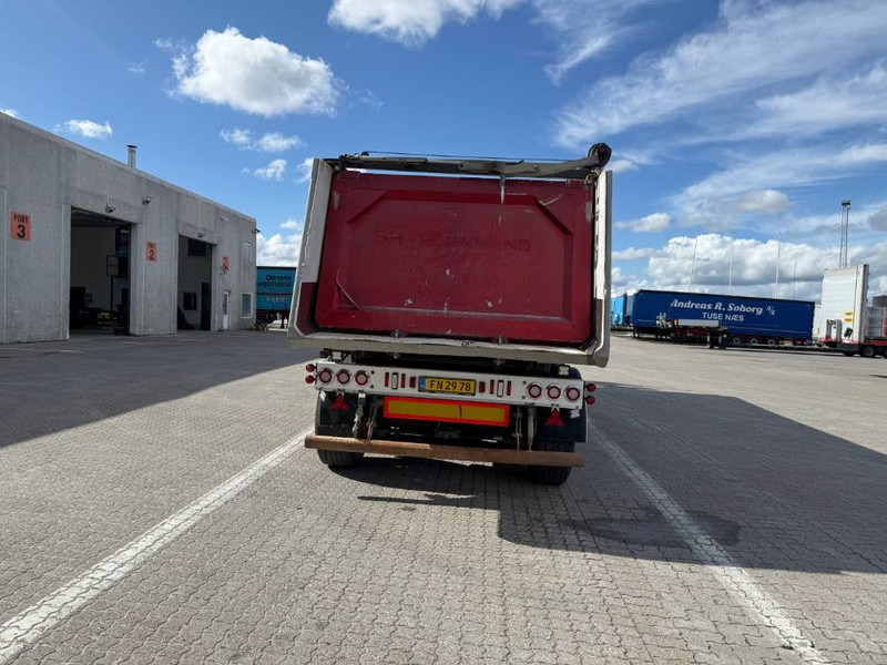 KEL-BERG Tipper / Kipper / Tiptrailer - Tipper semi-trailer: picture 4 KEL-BERG Tipper / Kipper / Tiptrailer - Tipper semi-trailer: picture 4