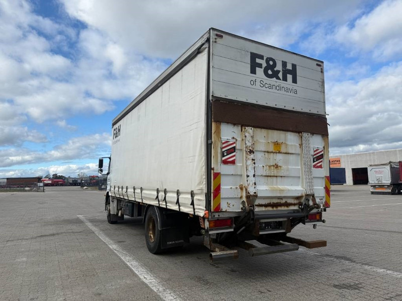 Mercedes-Benz Truck / Lastkraftwagen / Lastbil - Curtainsider truck: picture 5 Mercedes-Benz Truck / Lastkraftwagen / Lastbil - Curtainsider truck: picture 5