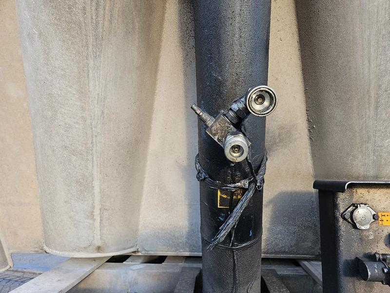 Tipper semi-trailer Benalu C34 - SMB - DRUM - Steelspring: picture 12