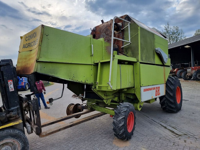 Claas 68s - Combine harvester: picture 5 Claas 68s - Combine harvester: picture 5