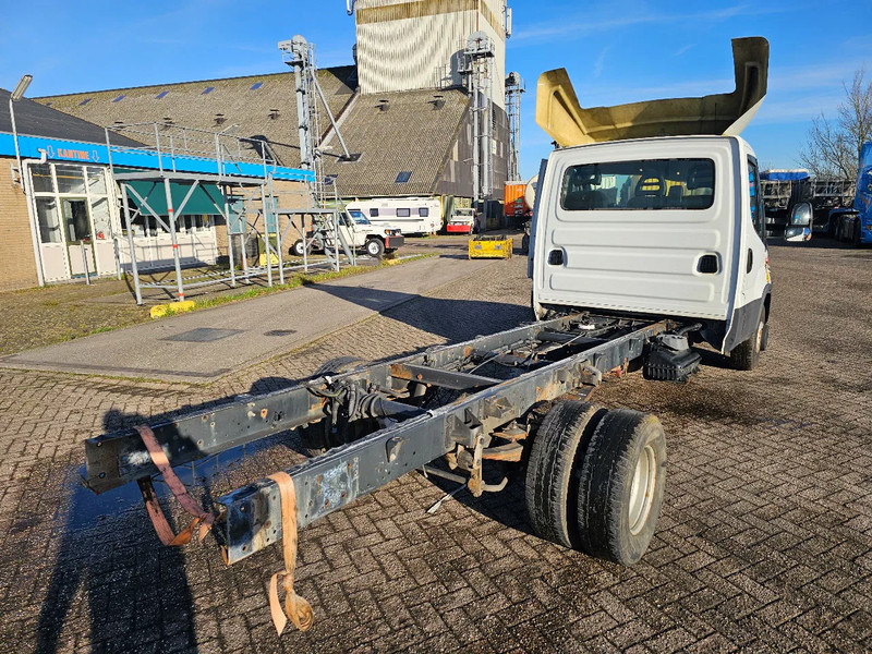 Iveco Daily IS70C12BA - Cab chassis truck: picture 5 Iveco Daily IS70C12BA - Cab chassis truck: picture 5