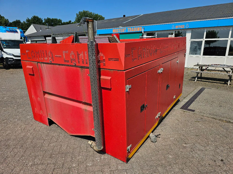 Renault 2000L Watertank - Farm trailer: picture 1 Renault 2000L Watertank - Farm trailer: picture 1