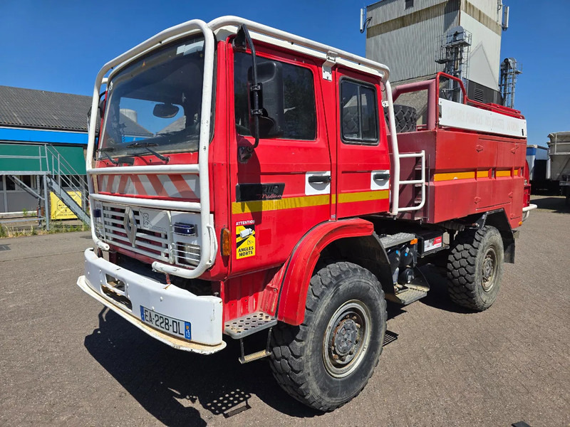 Renault Midliner 210 M210 - Fire truck: picture 1 Renault Midliner 210 M210 - Fire truck: picture 1