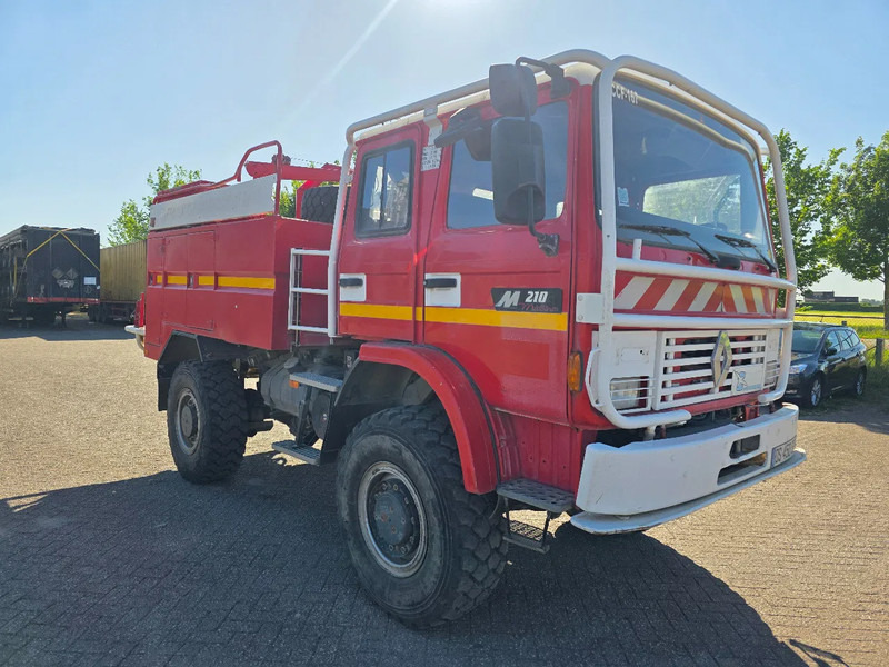 Renault Midliner 210 M210 - Fire truck: picture 3 Renault Midliner 210 M210 - Fire truck: picture 3