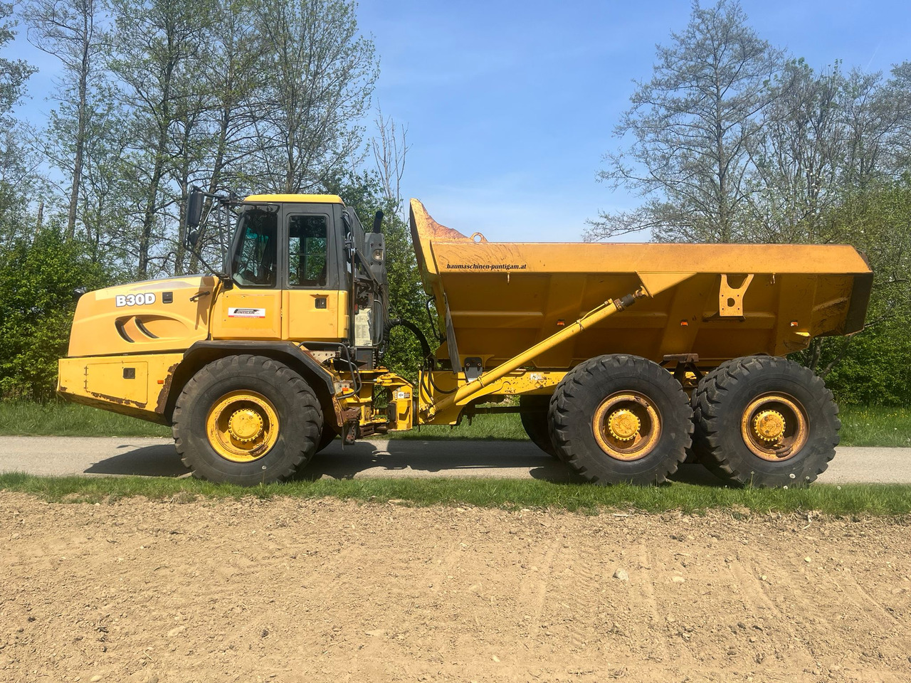 BELL ADT B 30 D - Dumper: picture 1 BELL ADT B 30 D - Dumper: picture 1