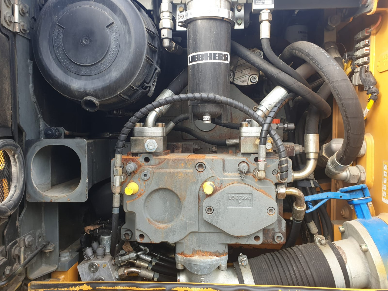 Leasing of LIEBHERR R 916 LC-423 LIEBHERR R 916 LC-423: picture 14