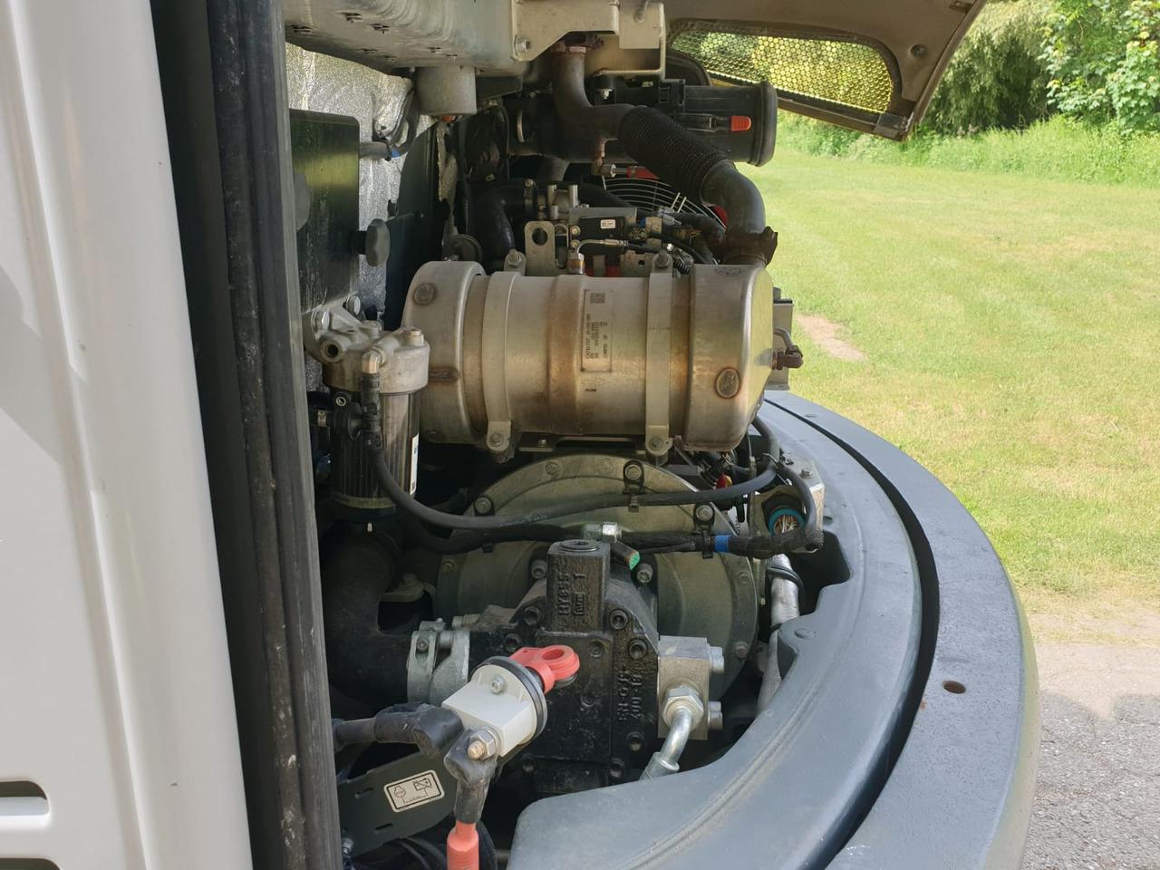 Mini excavator WACKER NEUSON EZ 80: picture 14