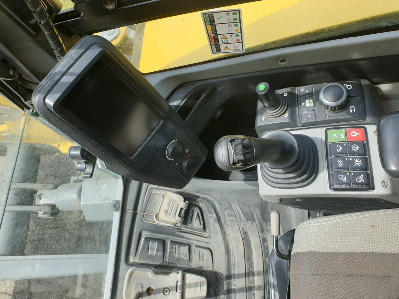 Mini excavator WACKER NEUSON EZ 80: picture 17