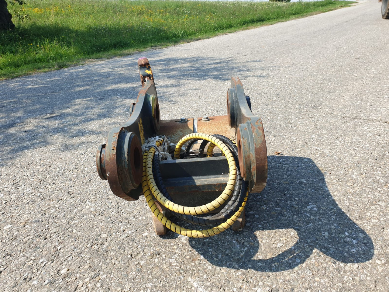 Winkelbauer Hydraulic quick coupler for Case CX 145 - Quick coupler for Crawler excavator: picture 4 Winkelbauer Hydraulic quick coupler for Case CX 145 - Quick coupler for Crawler excavator: picture 4