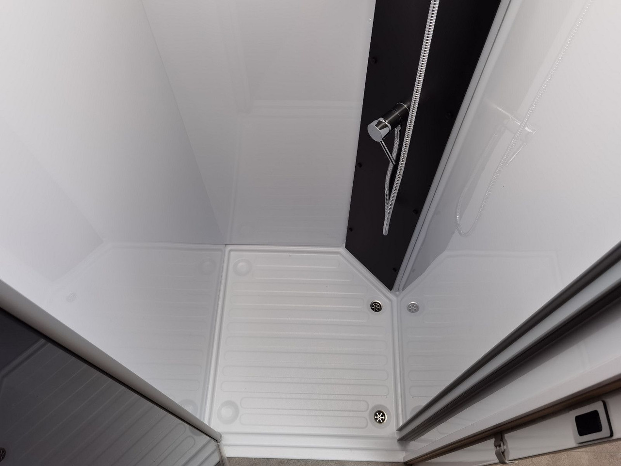 Semi-integrated motorhome Chausson 640 ULTIMATE / -2026- / 180PS-8G AUTOMATIK / AHK: picture 23 Semi-integrated motorhome Chausson 640 ULTIMATE / -2026- / 180PS-8G AUTOMATIK / AHK: picture 23