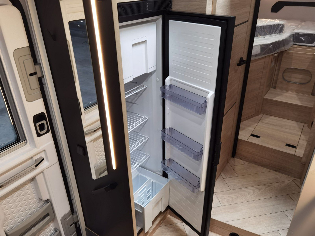 Semi-integrated motorhome Chausson 797 TITANIUM / - 2026 - / 165PS - 8G. AUTOMATIK: picture 17 Semi-integrated motorhome Chausson 797 TITANIUM / - 2026 - / 165PS - 8G. AUTOMATIK: picture 17