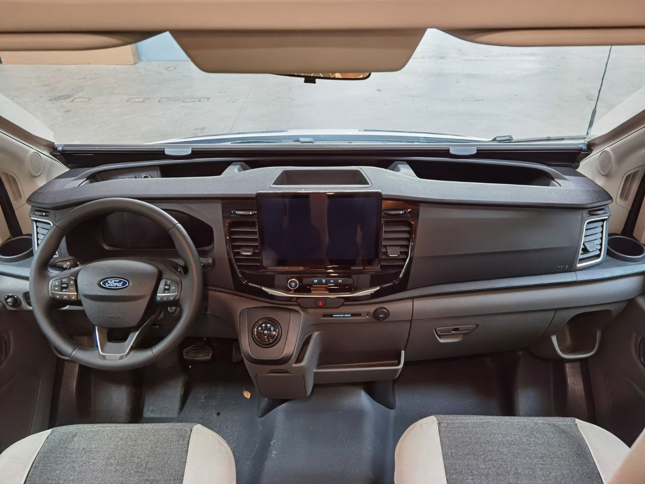 Semi-integrated motorhome Chausson 797 TITANIUM / - 2026 - / 165PS - 8G. AUTOMATIK: picture 13 Semi-integrated motorhome Chausson 797 TITANIUM / - 2026 - / 165PS - 8G. AUTOMATIK: picture 13