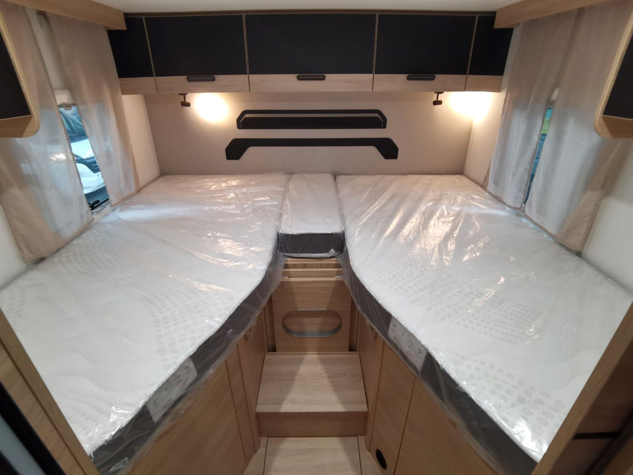 Semi-integrated motorhome Chausson 797 TITANIUM / - 2026 - / 165PS - 8G. AUTOMATIK: picture 21 Semi-integrated motorhome Chausson 797 TITANIUM / - 2026 - / 165PS - 8G. AUTOMATIK: picture 21