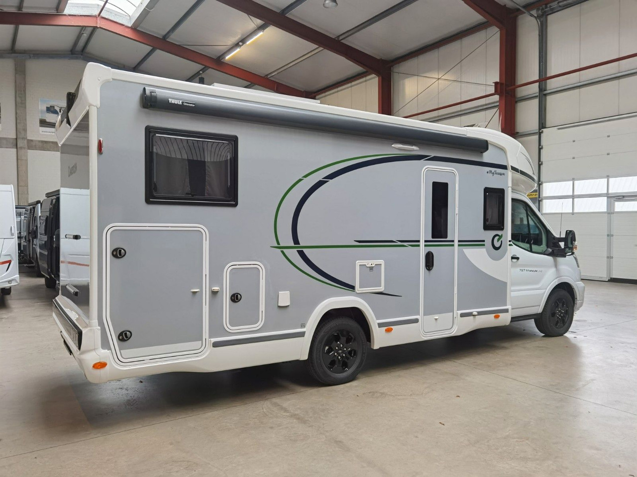 Chausson 797 TITANIUM / -2026- / 165PS-8G. / EINZELBETTEN - Semi-integrated motorhome: picture 4 Chausson 797 TITANIUM / -2026- / 165PS-8G. / EINZELBETTEN - Semi-integrated motorhome: picture 4