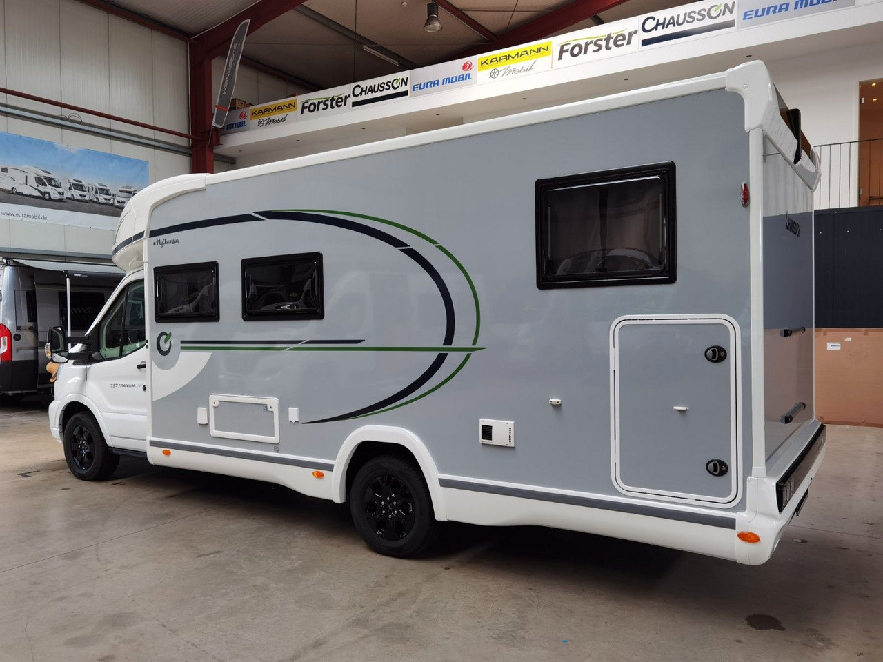 Chausson 797 TITANIUM / - 2026 - / 4.1T. / EINZELBETTEN - Semi-integrated motorhome: picture 5 Chausson 797 TITANIUM / - 2026 - / 4.1T. / EINZELBETTEN - Semi-integrated motorhome: picture 5