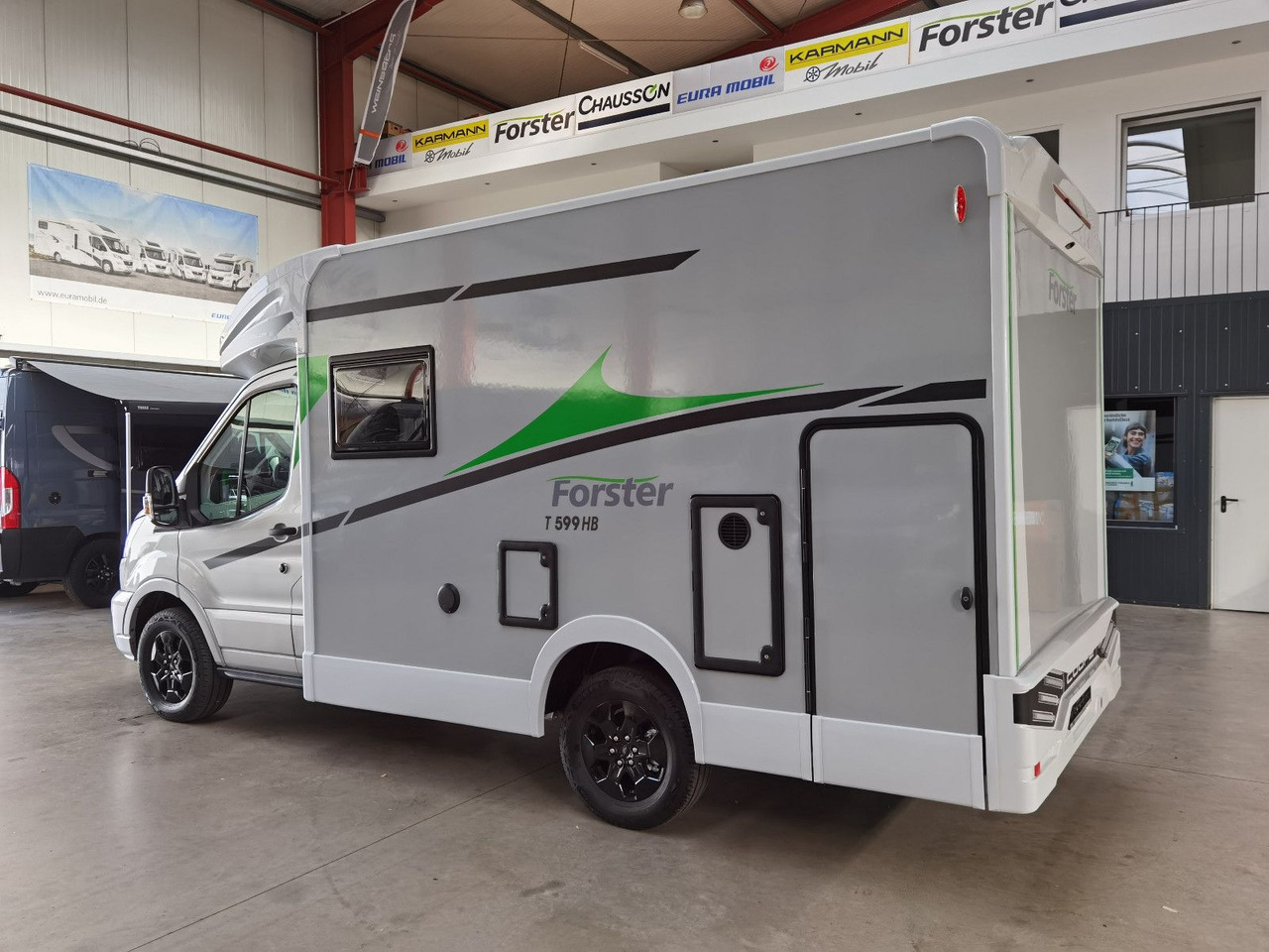 Forster T 599 HB COUPÈ /-MODELL 2026- / 165PS-AUTOMATIK - Semi-integrated motorhome: picture 5 Forster T 599 HB COUPÈ /-MODELL 2026- / 165PS-AUTOMATIK - Semi-integrated motorhome: picture 5