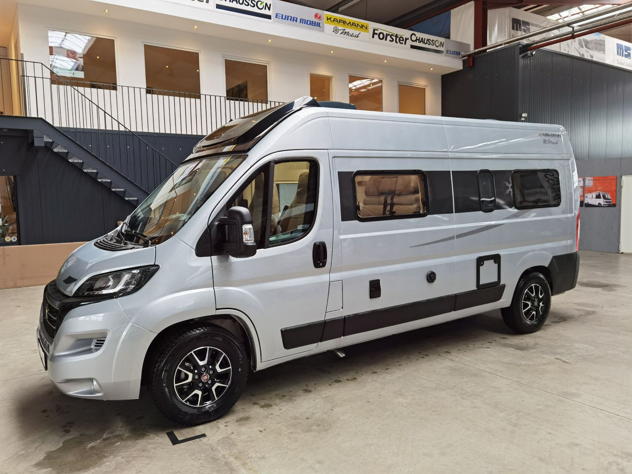 Camper van Karmann DAVIS 590 LIFESTYLE / 140PS / SKY-ROOF & ALU: picture 6